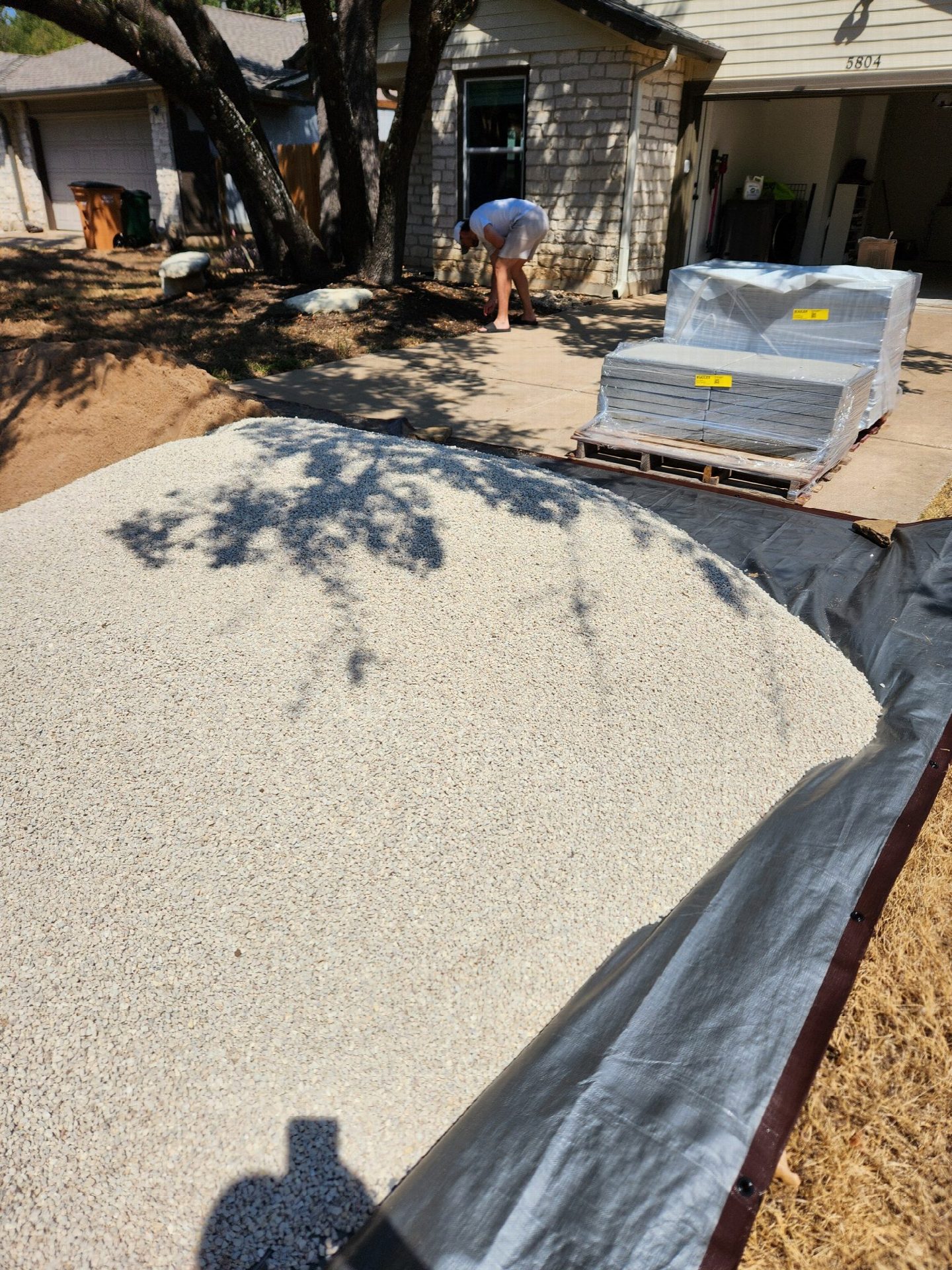 Driver's photo of 3.5 yards of 3/8" Limestone Screenings in Austin