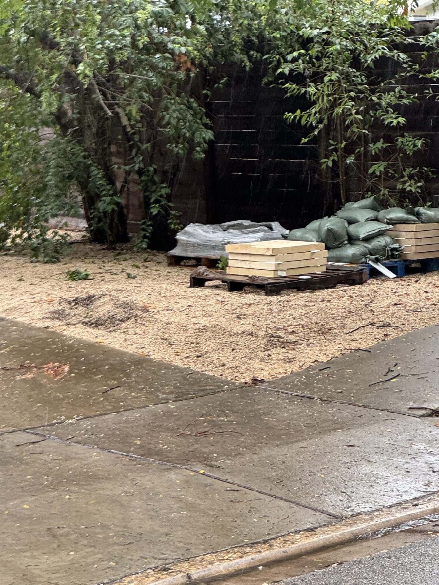 Driver's photo of Oklahoma Blue Flagstone (Blue Patio Stone) in Austin
