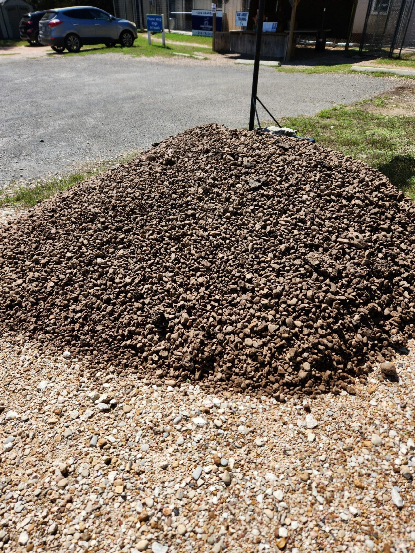 Driver's photo of 4 yards of 3/4"x 1'' Washed River Gravel in Austin