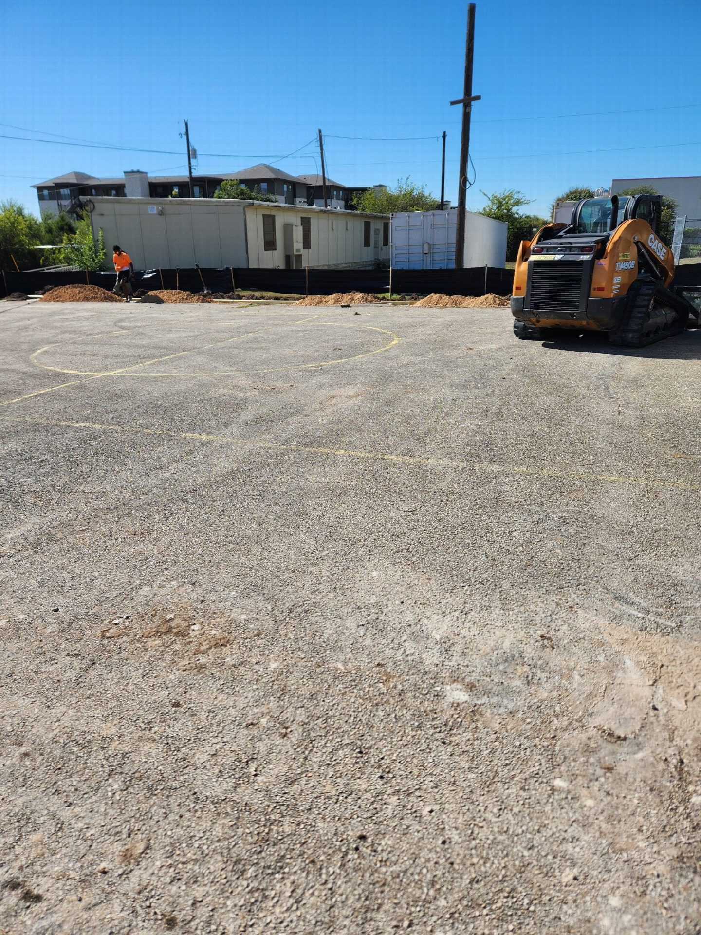 Driver's photo of 7 yards of Road Base/Caliche Rock in austin