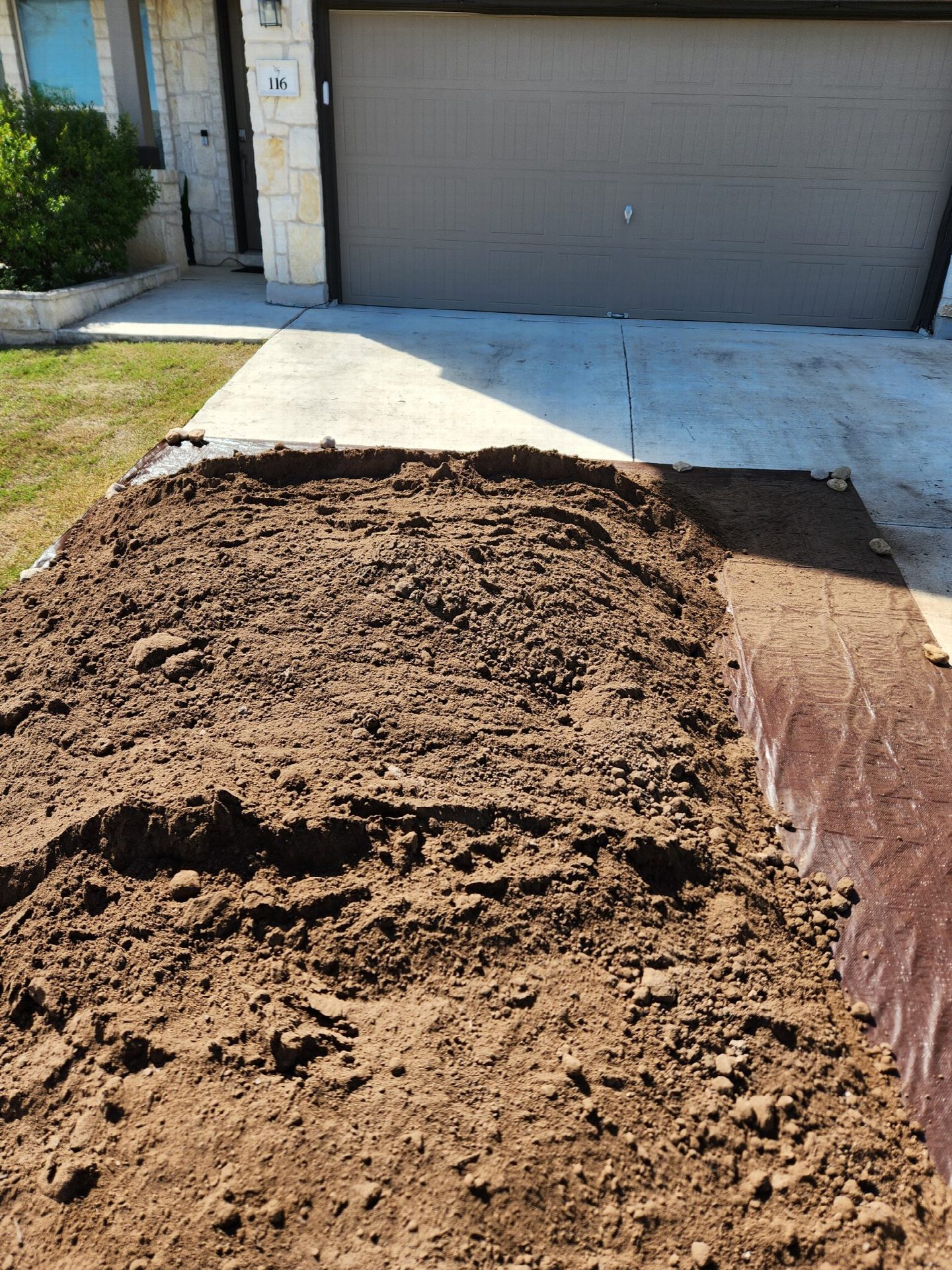 Driver's photo of 4 yards of 75/25 Soil Mix in Austin