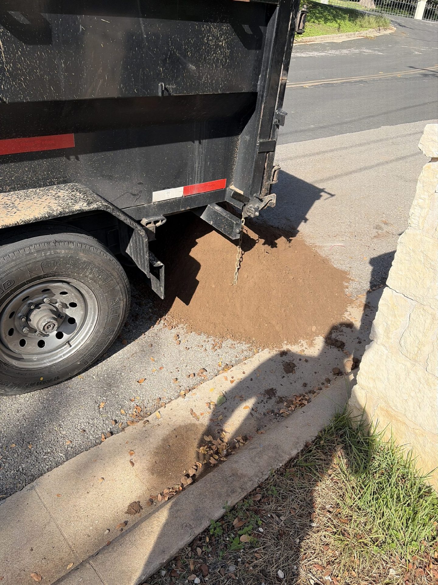 Driver's photo of Half a yard of 75/25 Soil Mix in Austin