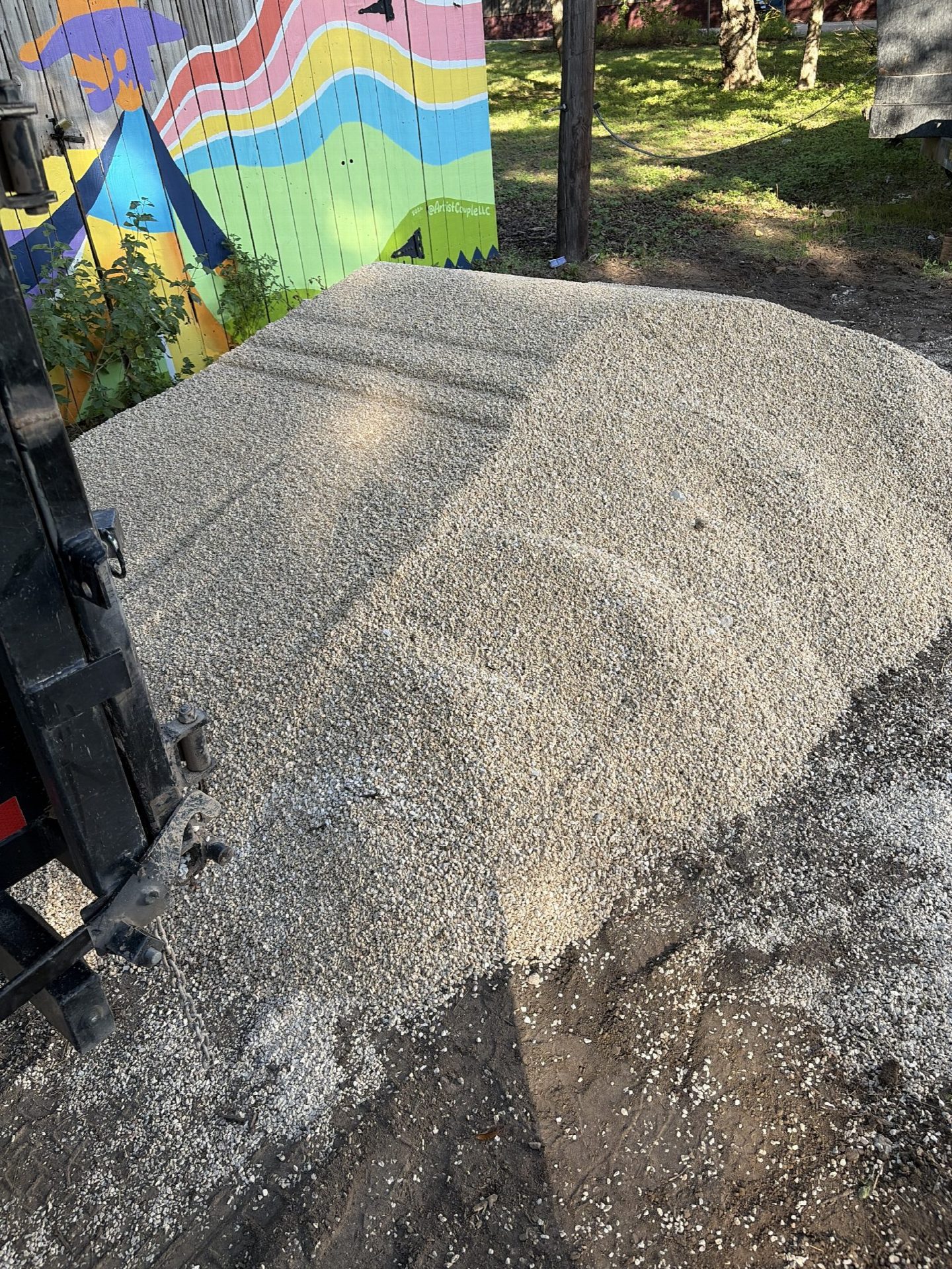 Driver's photo of 6 yards of 3/8" Limestone Screenings in Austin
