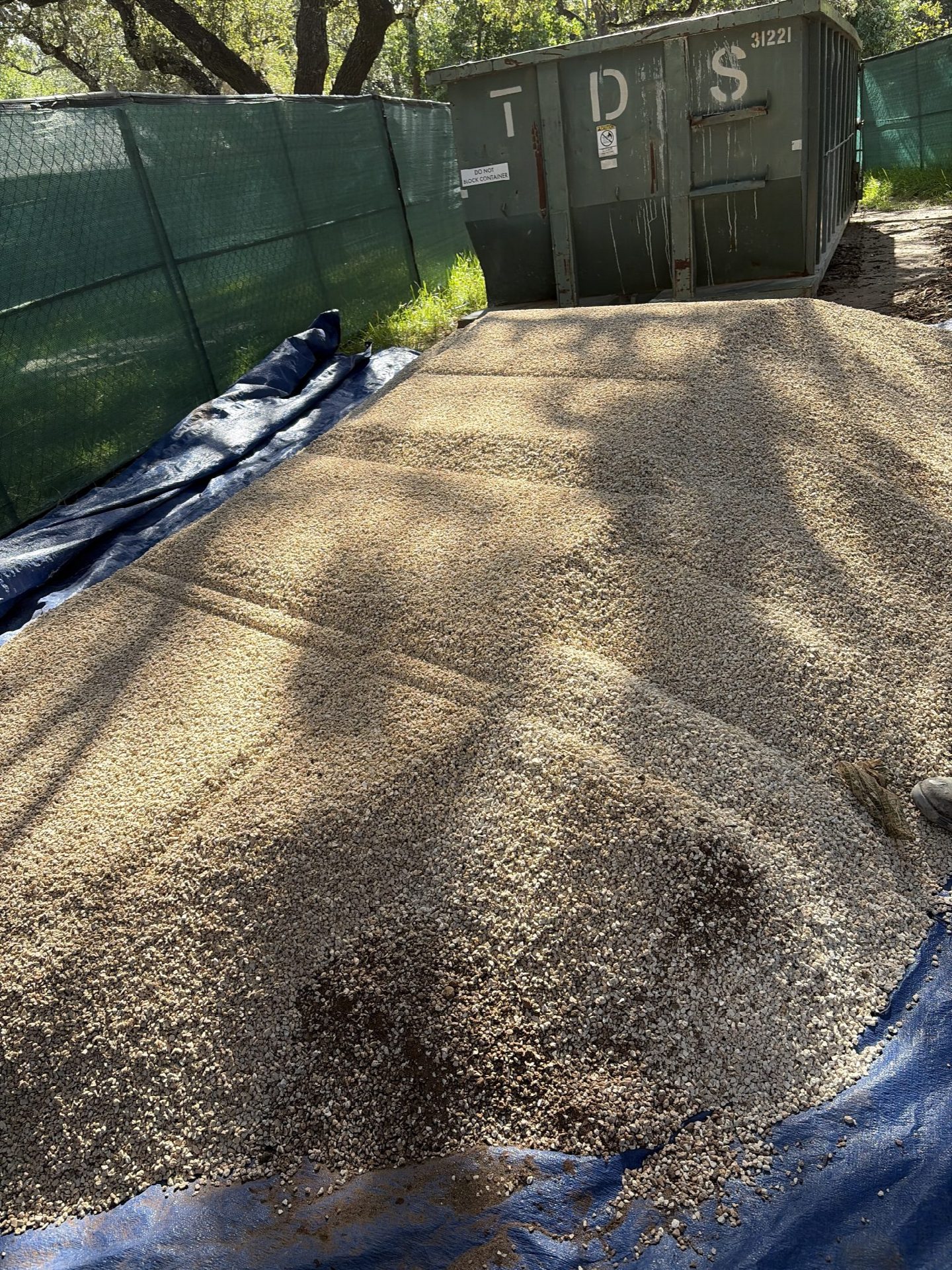 Driver's photo of 8 yards of 3/8" Limestone Screenings in Austin