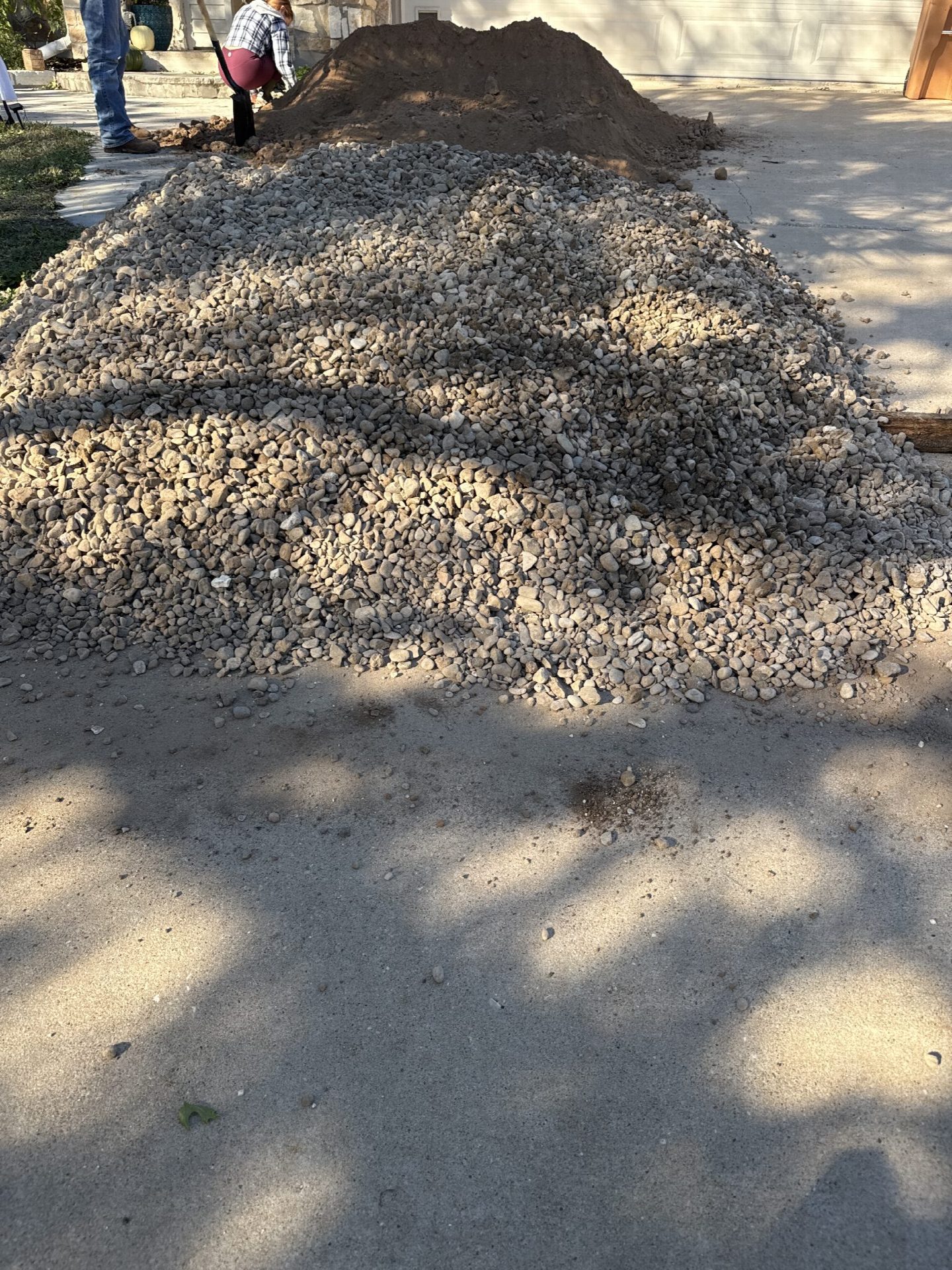 Driver's photo of 3 yards of 3/4"x 1'' Washed River Gravel in Austin