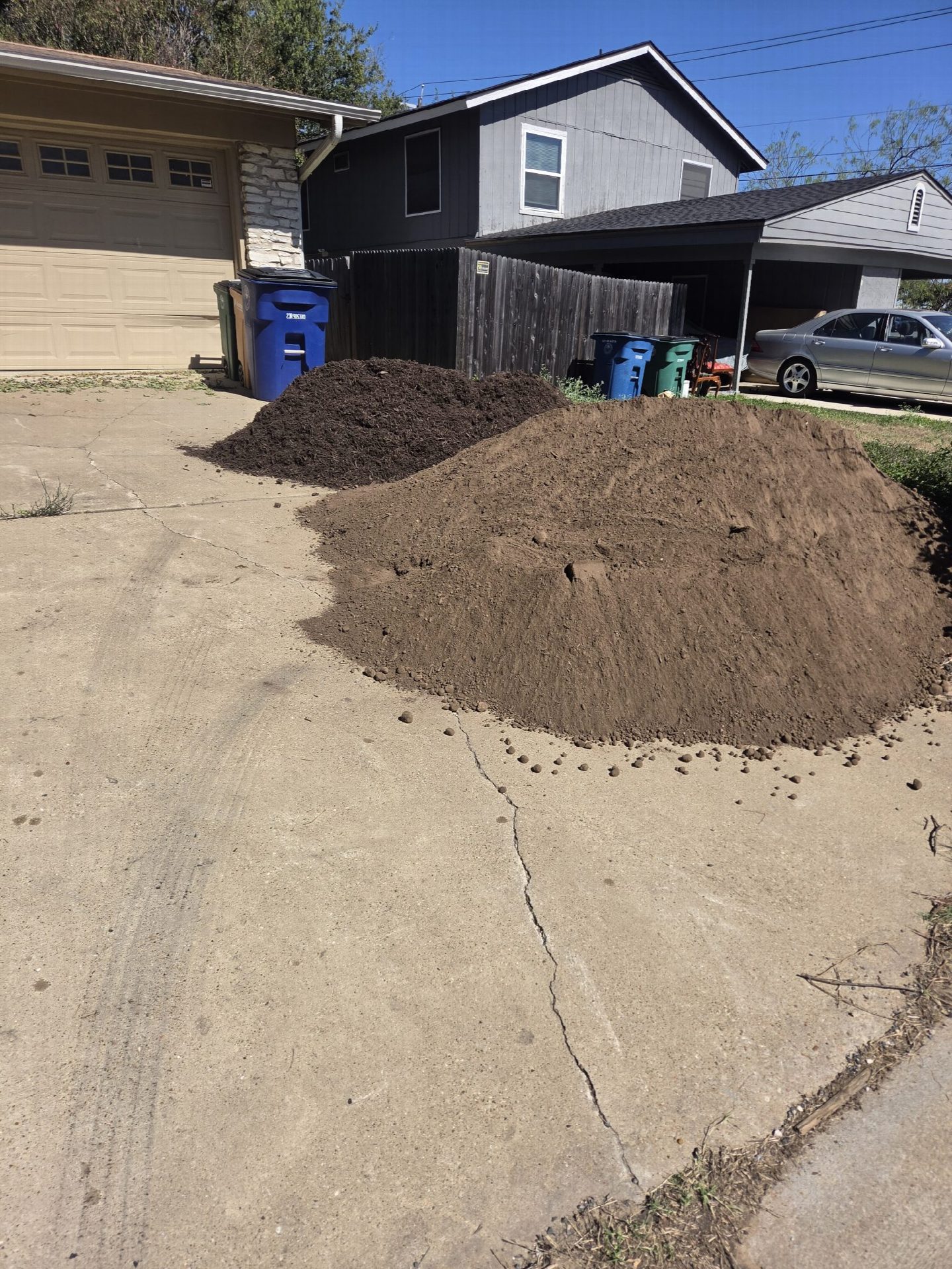 Driver's photo of 2.5 yards of 50/50 Soil Mix in Austin
