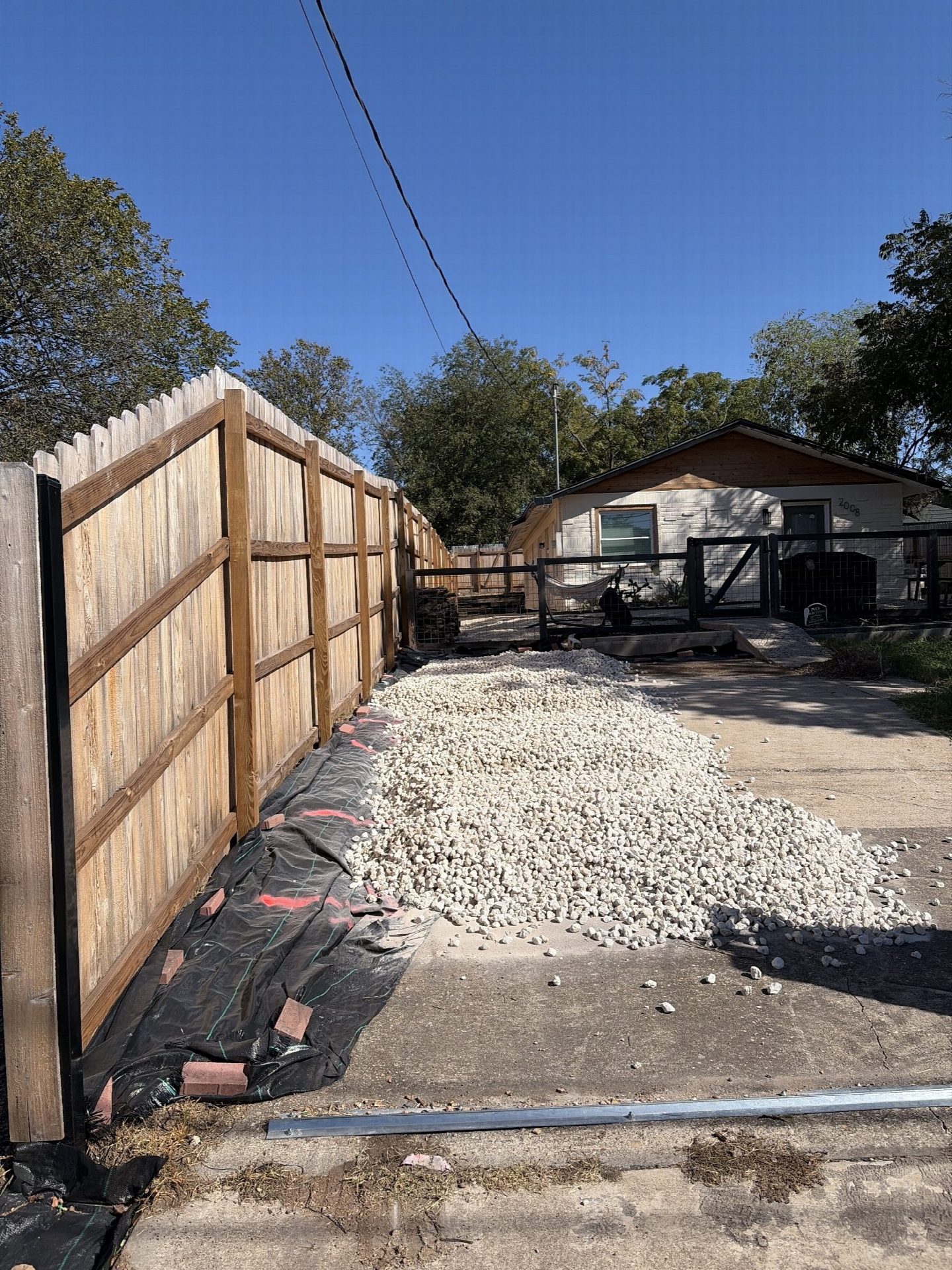 Driver's photo of 4 yards of 1.5" Limestone Gravel in Austin