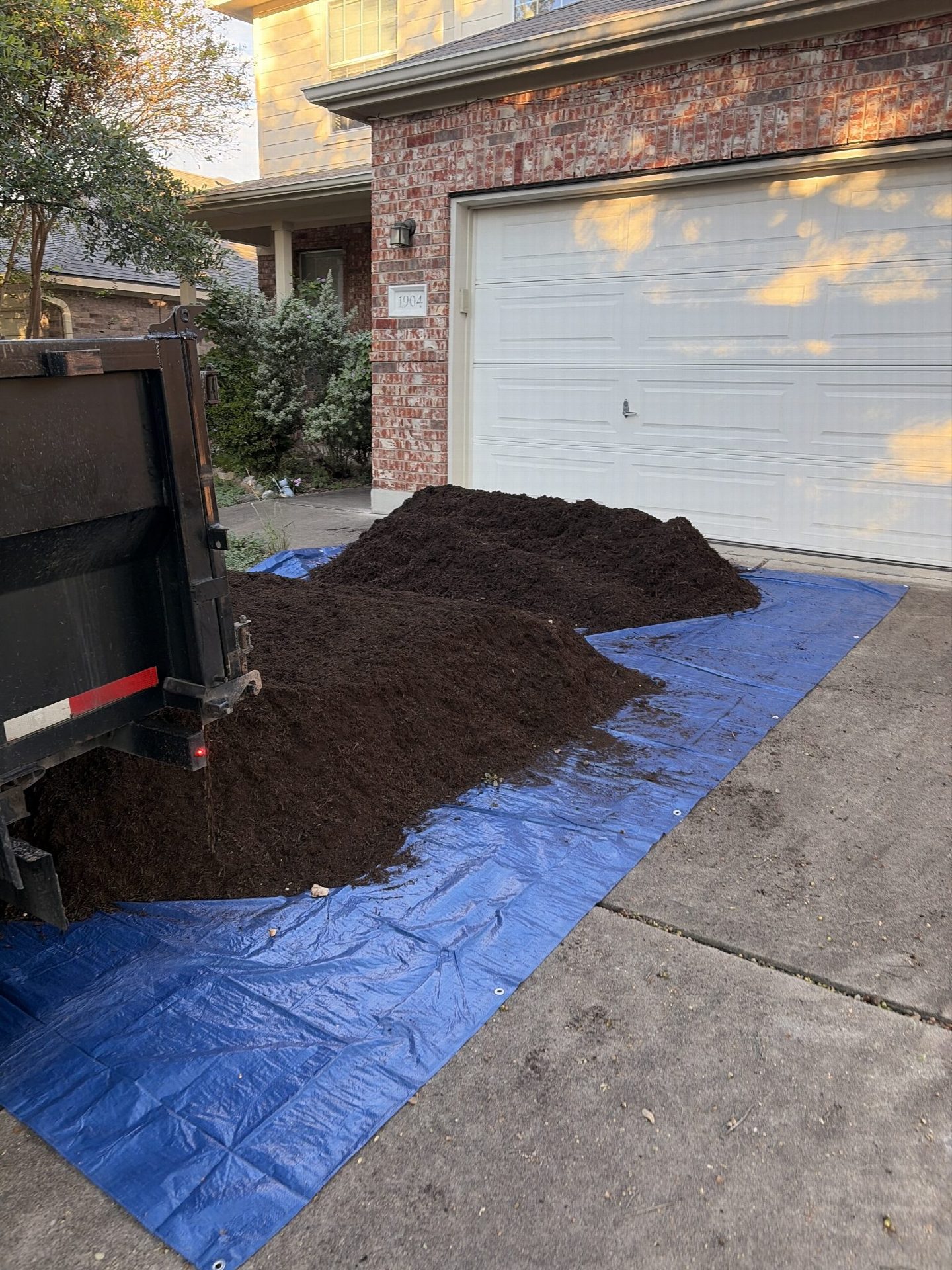 Driver's photo of 1 yard of Organic Compost in Austin